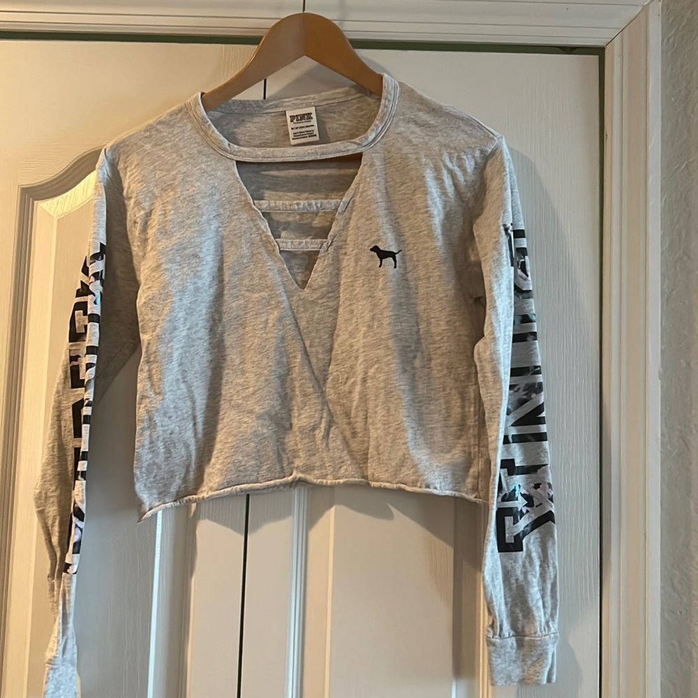 Cropped long sleeve Pink tshirt (all offers will be considered)